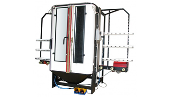 Semi-automatic cabinet for sandblasting of glass panels